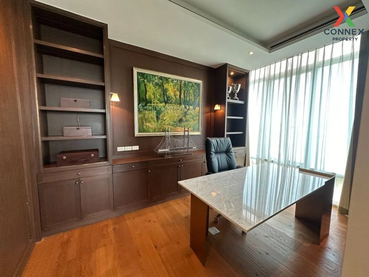 For Sale Condo , 185 Rajadamri , Penthouse , high floor , BTS-Ratchadamri , Lumpini , Pathum Wan , Bangkok , CX-104669