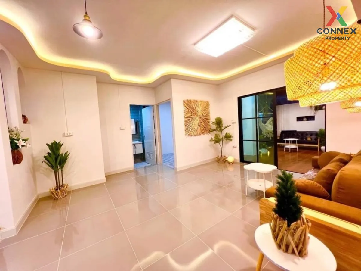 For Sale Townhouse/Townhome  , Baan Pruksa 11 , newly renovated , Khlong Sam , khlong Luang , Pathum Thani , CX-104708