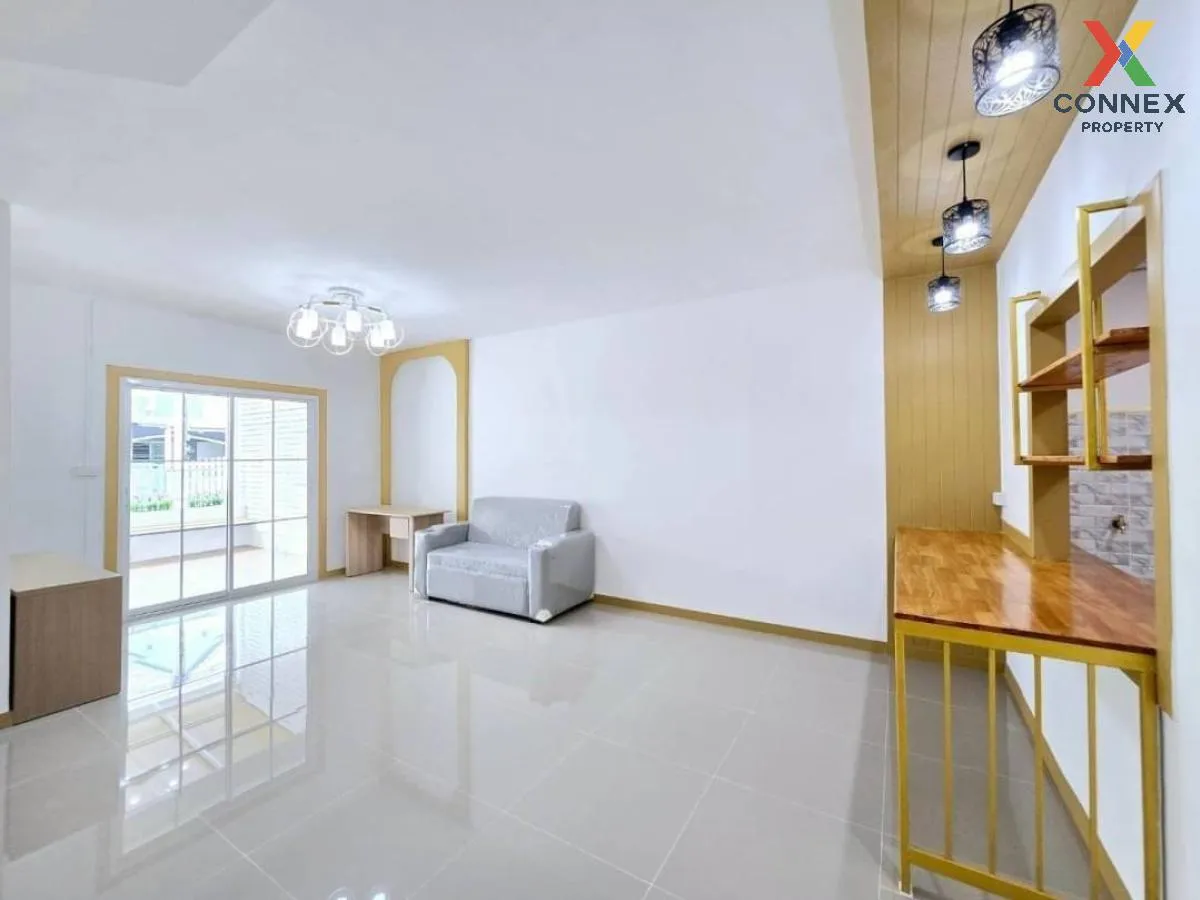 For Sale Townhouse/Townhome  , Baan Pruksa 30/1 Ban Kluai-Sai Noi , newly renovated , Phimonrat , Bang Bua Thong , Nonthaburi , CX-104710