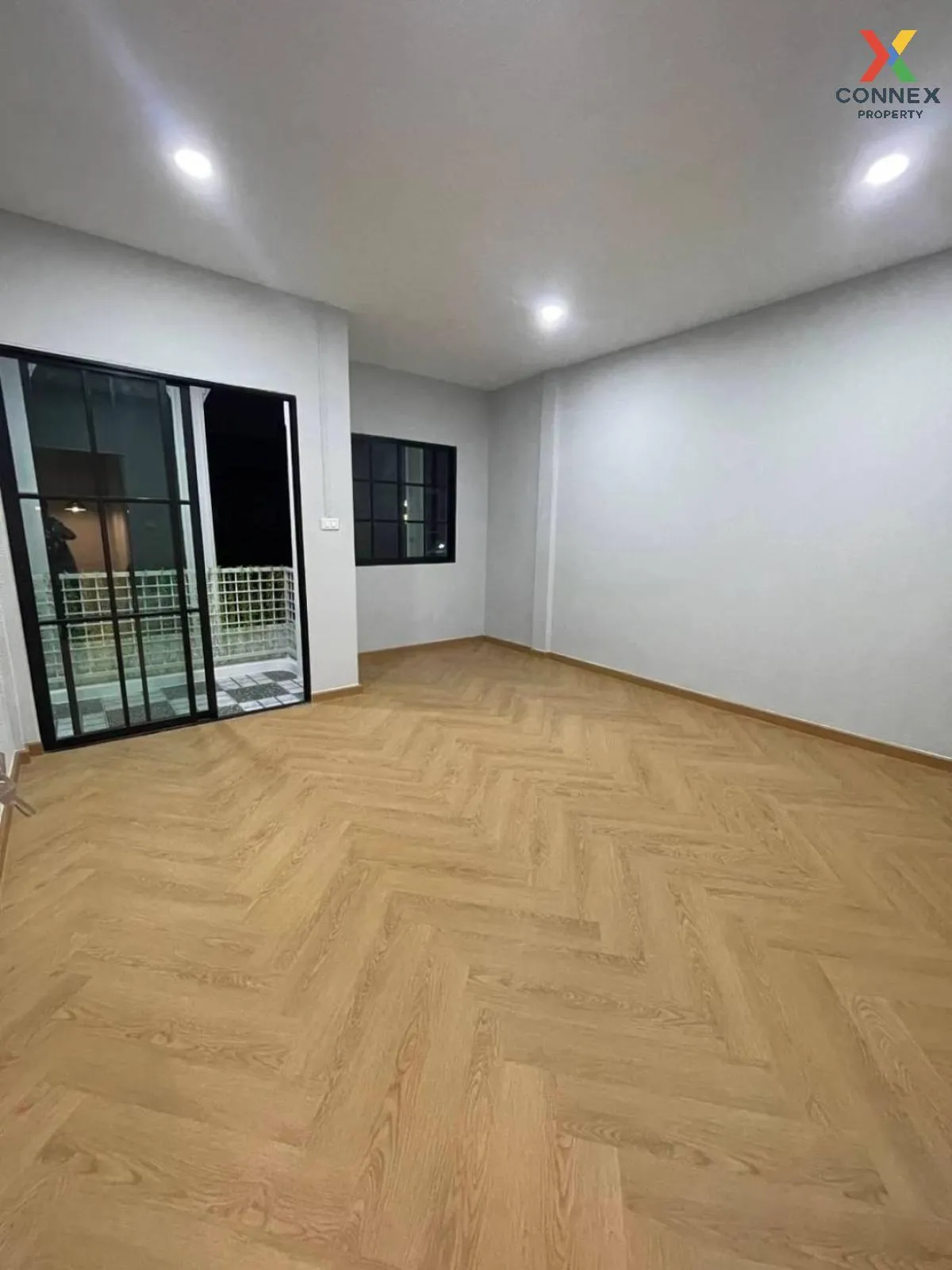 For Sale Townhouse/Townhome  , Chatnarong Villa 4 , newly renovated , BTS-Khu Khot , Khu Khot , Lam Luk Ka , Pathum Thani , CX-104749