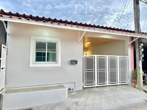 For Sale Townhouse/Townhome  , Baan Pruksa 3 Soi Watlatpladuk , Bang Khu Rat , Bang Bua Thong , Nonthaburi , CX-104783