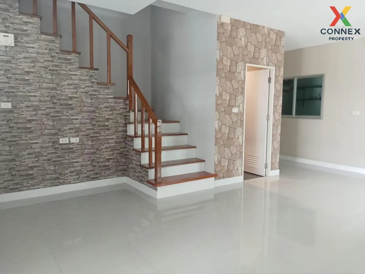 For Sale Townhouse/Townhome  , Medio Nimitmai , corner unit , newly renovated , Sai Kong Din , Khlong Sam Wa , Bangkok , CX-104797 2