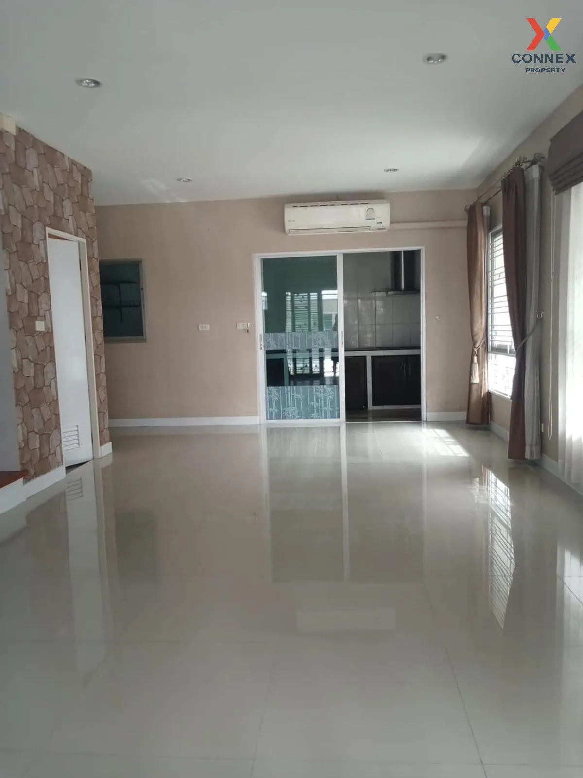 For Sale Townhouse/Townhome  , Medio Nimitmai , corner unit , newly renovated , Sai Kong Din , Khlong Sam Wa , Bangkok , CX-104797 3