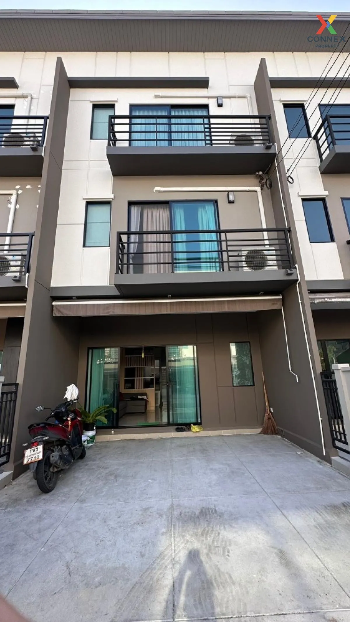 For Rent Townhouse/Townhome  , Baan Klang Muang Srinakarin-Onnut , Khlong Prawet , Prawet , Bangkok , CX-104845 1