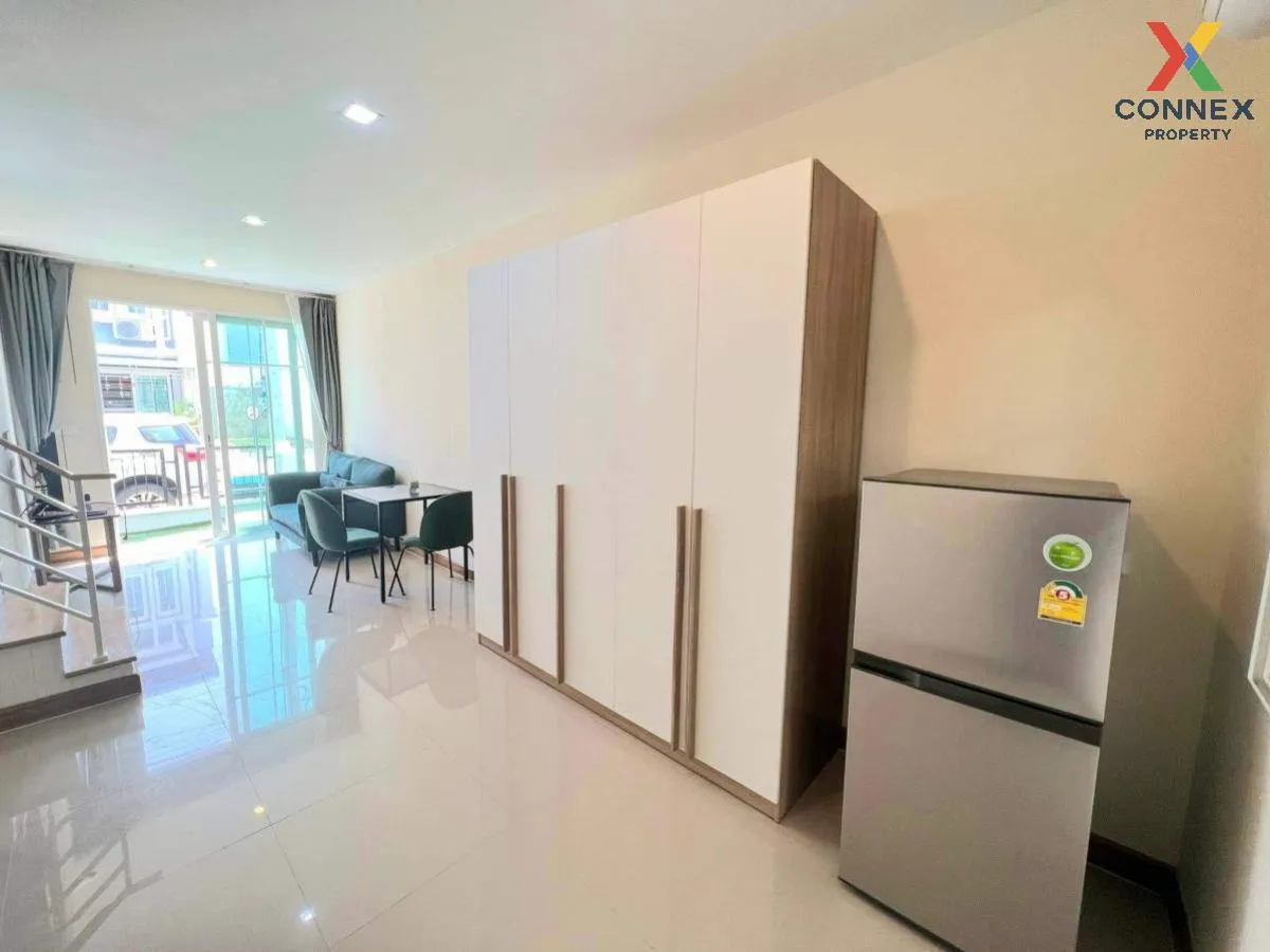 For Sale Townhouse/Townhome  , Golden Town 3 Bangna-Suanluang , Dok Mai , Prawet , Bangkok , CX-104991 3