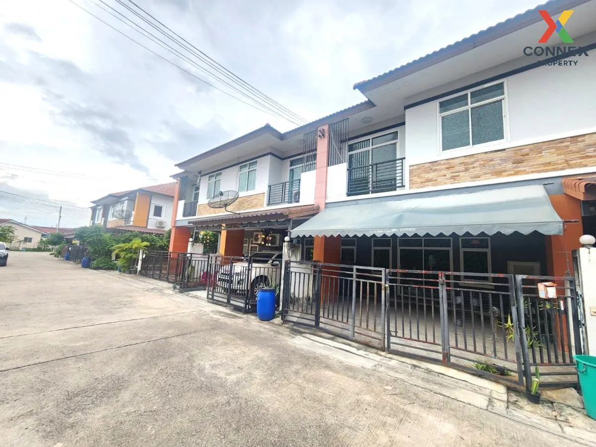 For Sale Townhouse/Townhome  , Thrap Rung Ruang City 2 , Ban Kao , Phan Thong , Chon Buri , CX-105003 2