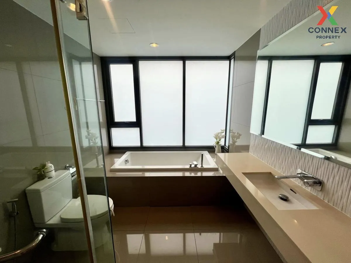 For Sale Condo , RHYTHM Sukhumvit 42 , BTS-Ekkamai , Phra Khanong , Khlong Toei , Bangkok , CX-105125