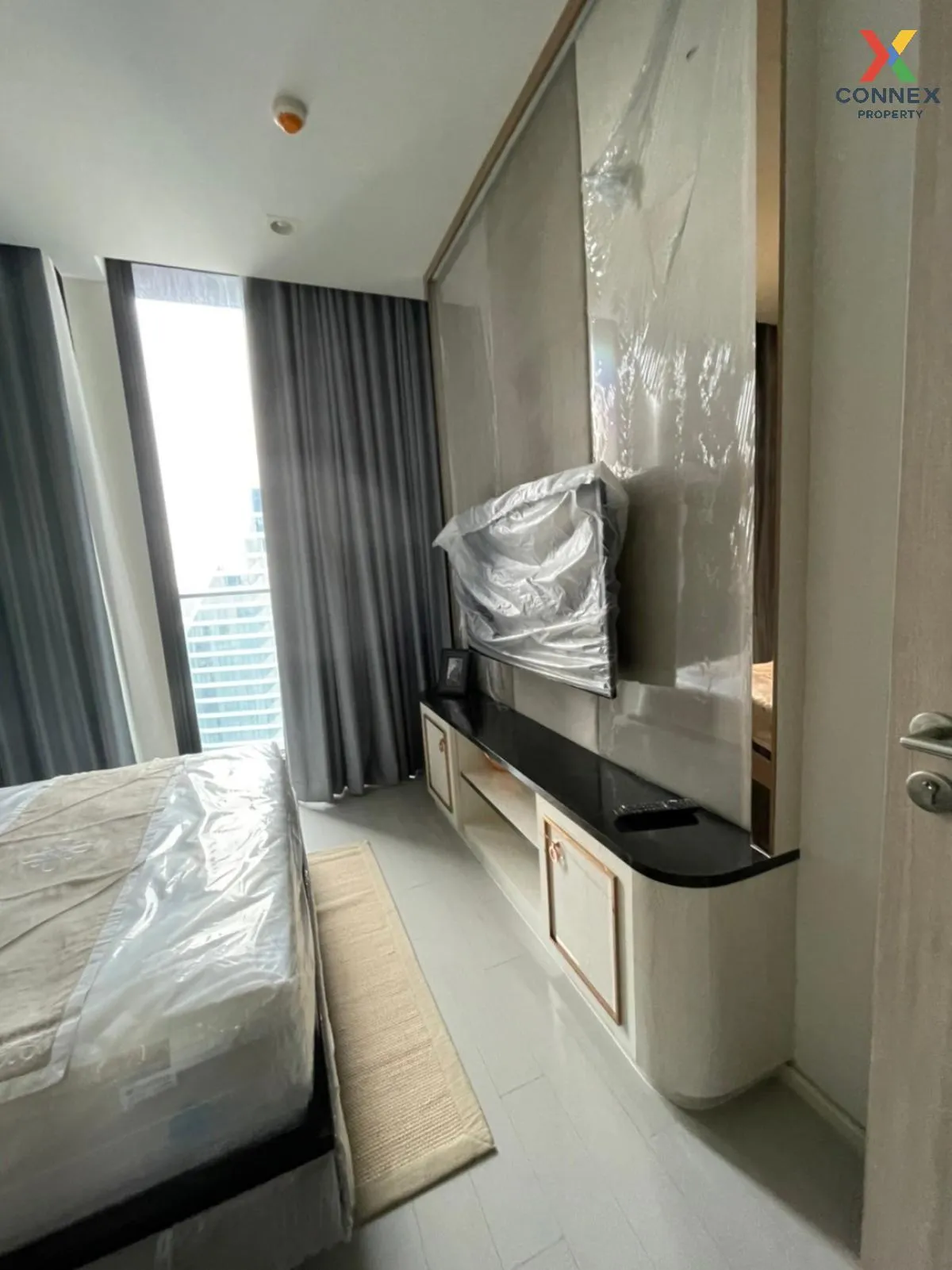 For Rent Condo , Noble Ploenchit , BTS-Phloen Chit , Lumpini , Pathum Wan , Bangkok , CX-105136