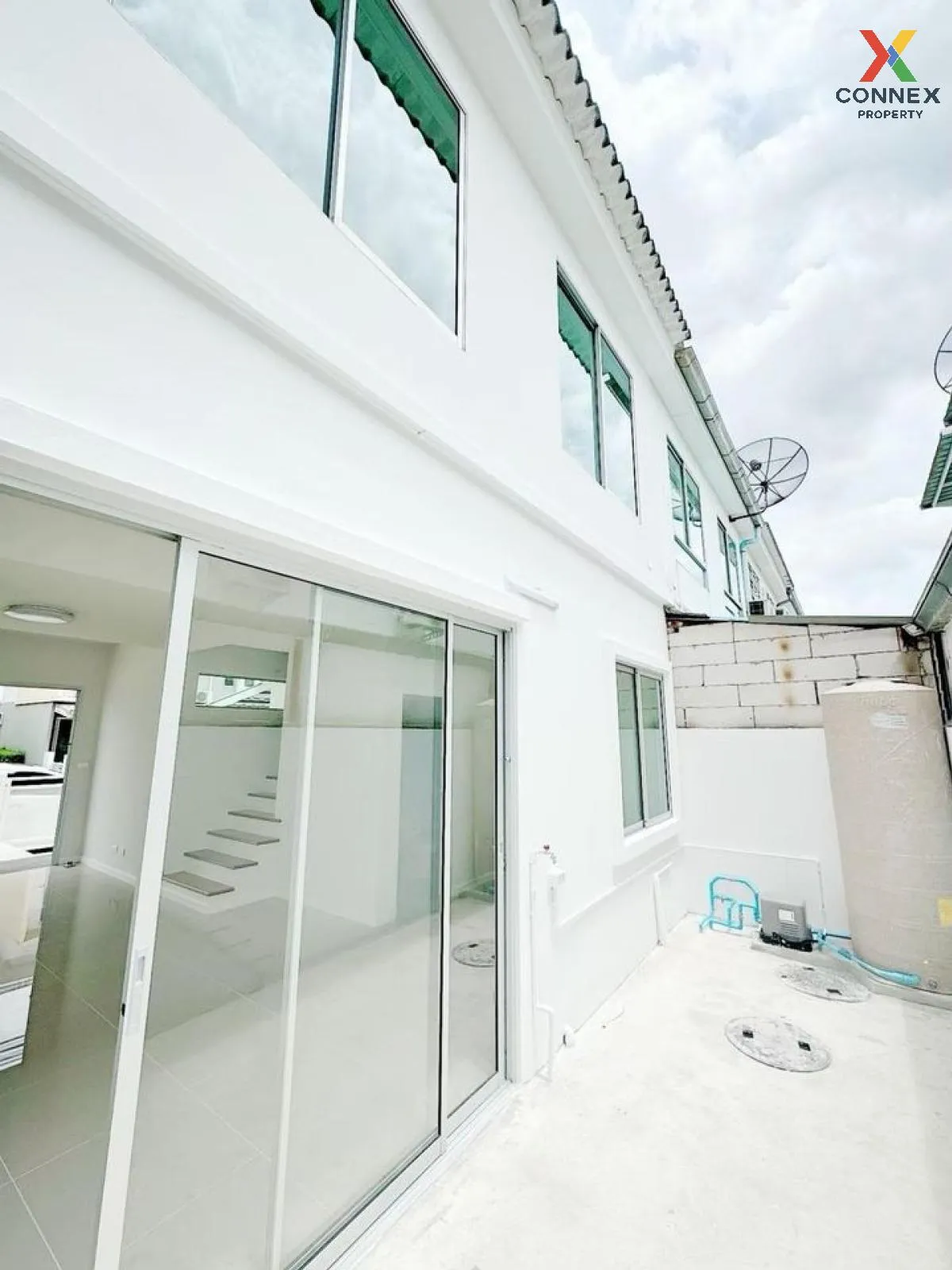 For Sale Townhouse/Townhome  , The Connect 9 Kaset-nawamin , Khlong Kum , Bung Kum , Bangkok , CX-105265 3