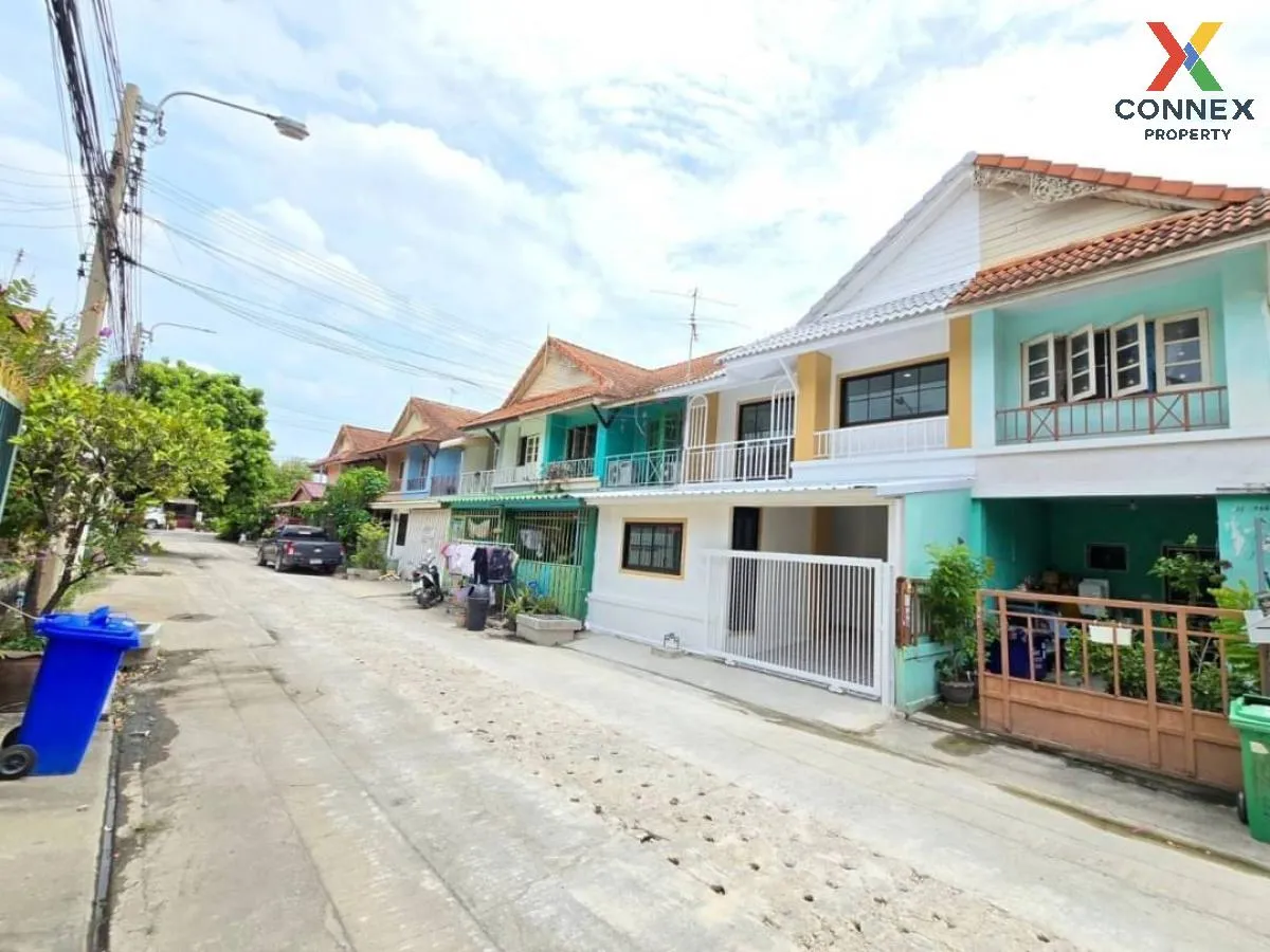 For Sale Townhouse/Townhome  , Baan Pruksa 3 Soi Watlatpladuk , newly renovated , Bang Khu Rat , Bang Bua Thong , Nonthaburi , CX-105326 3