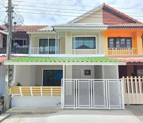 For Sale Townhouse/Townhome  , Baan Pruksa 3 Soi Watlatpladuk , newly renovated , Bang Khu Rat , Bang Bua Thong , Nonthaburi , CX-105327