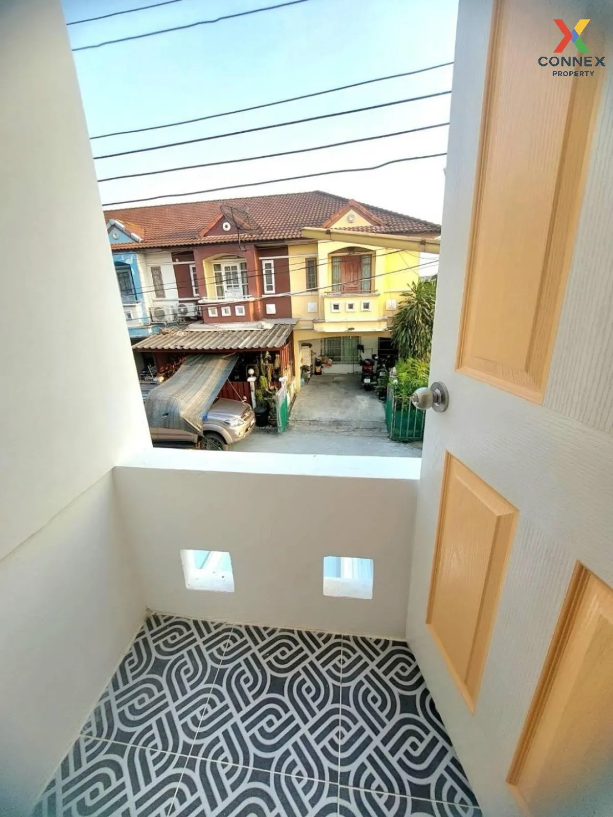 For Sale Townhouse/Townhome  , K.C. Ramindra 2 , newly renovated , Sam Wa Tawan Tok , Khlong Sam Wa , Bangkok , CX-105498