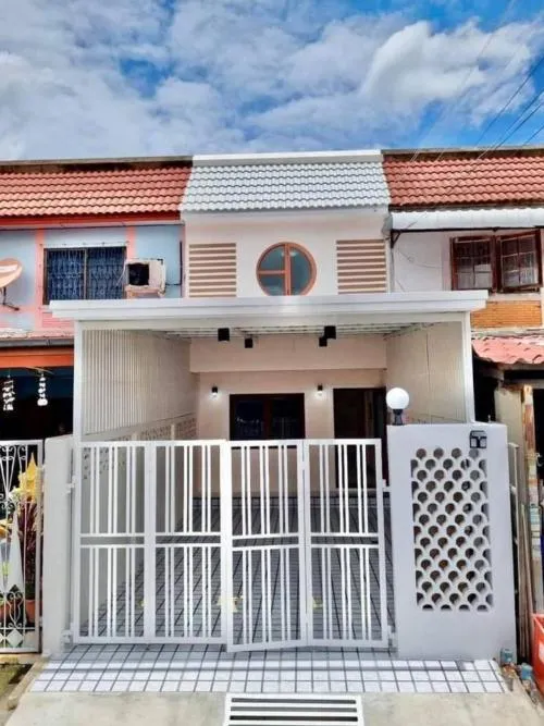 For Sale Townhouse/Townhome  , Mitpracha Villa Romklao 4 Bang Yai , newly renovated , Bang Rak Phatthana , Bang Bua Thong , Nonthaburi , CX-105522