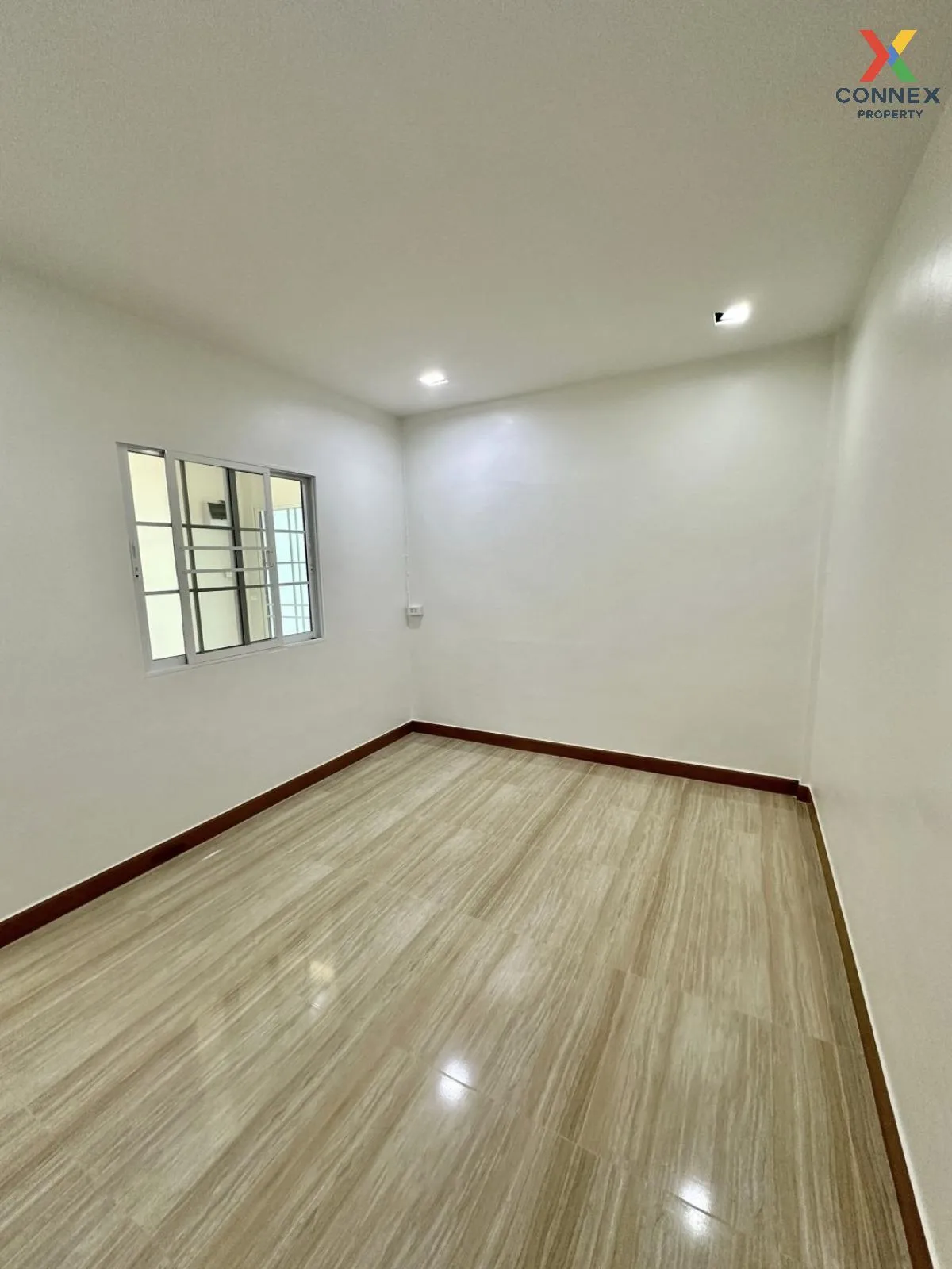 For Sale Townhouse/Townhome  , Burapha Village Songprapa , Don Mueang , Don Mueang , Bangkok , CX-105554