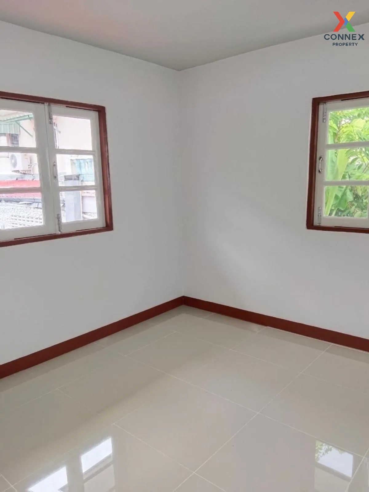 For Sale Townhouse/Townhome  , Baan Pruksa 9 , corner unit , newly renovated , Khlong Sam , khlong Luang , Pathum Thani , CX-105557