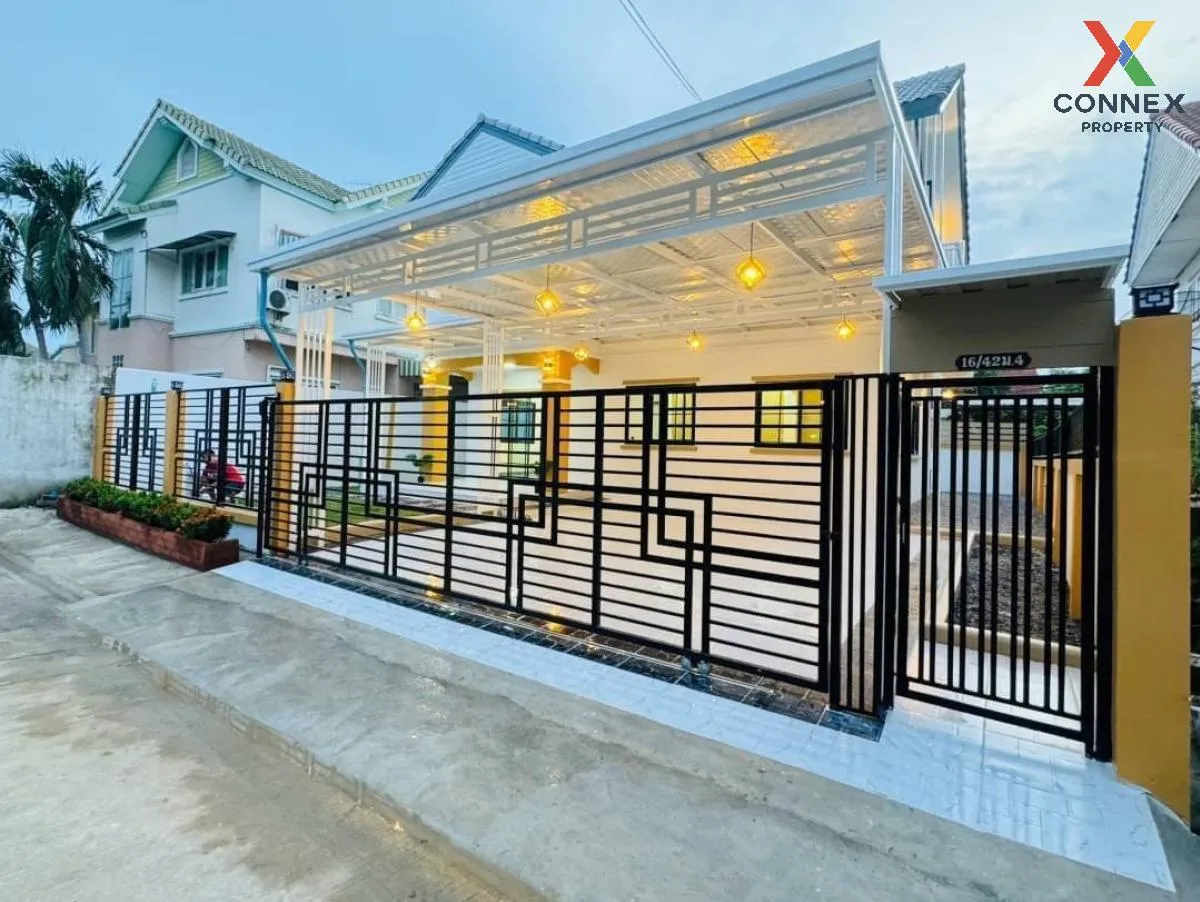 For Sale House , Baan Setthapong Watlatpraduk , Bang Khu Rat , Bang Bua Thong , Nonthaburi , CX-105559 3