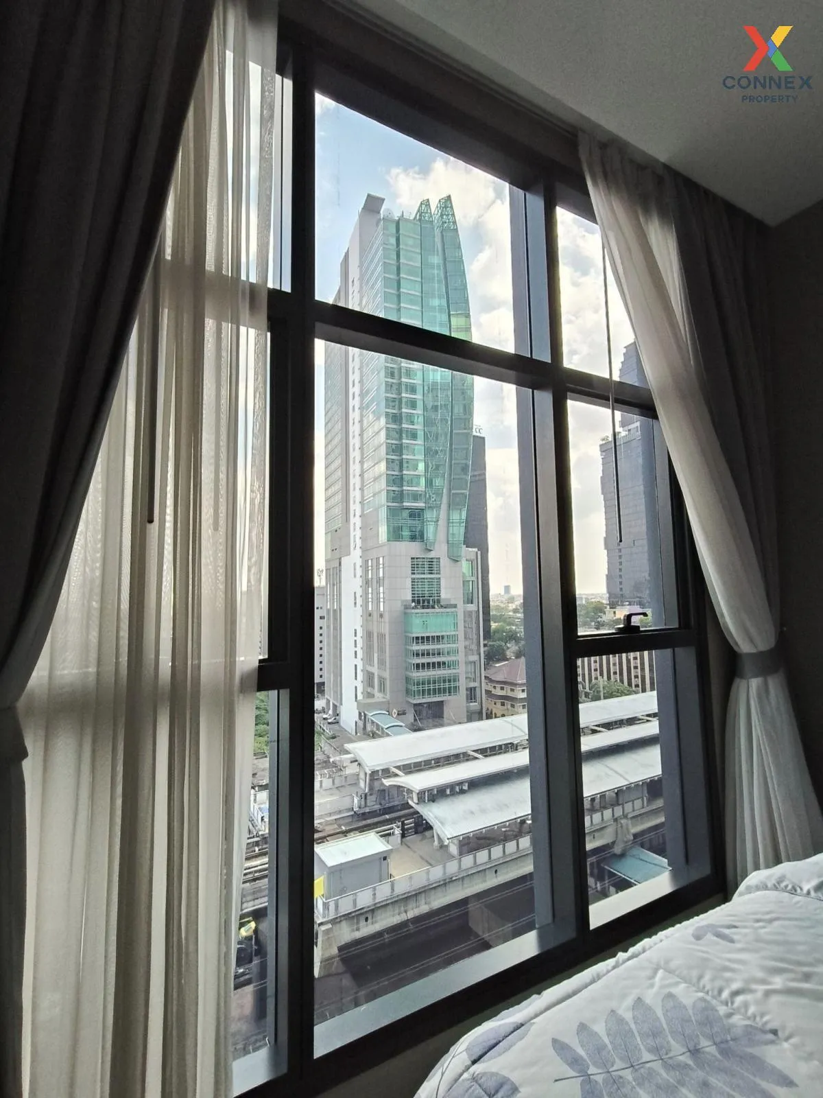 For Sale Condo , The Diplomat Sathorn , high floor , wide frontage , BTS-Surasak , Silom , Bang Rak , Bangkok , CX-106002 1