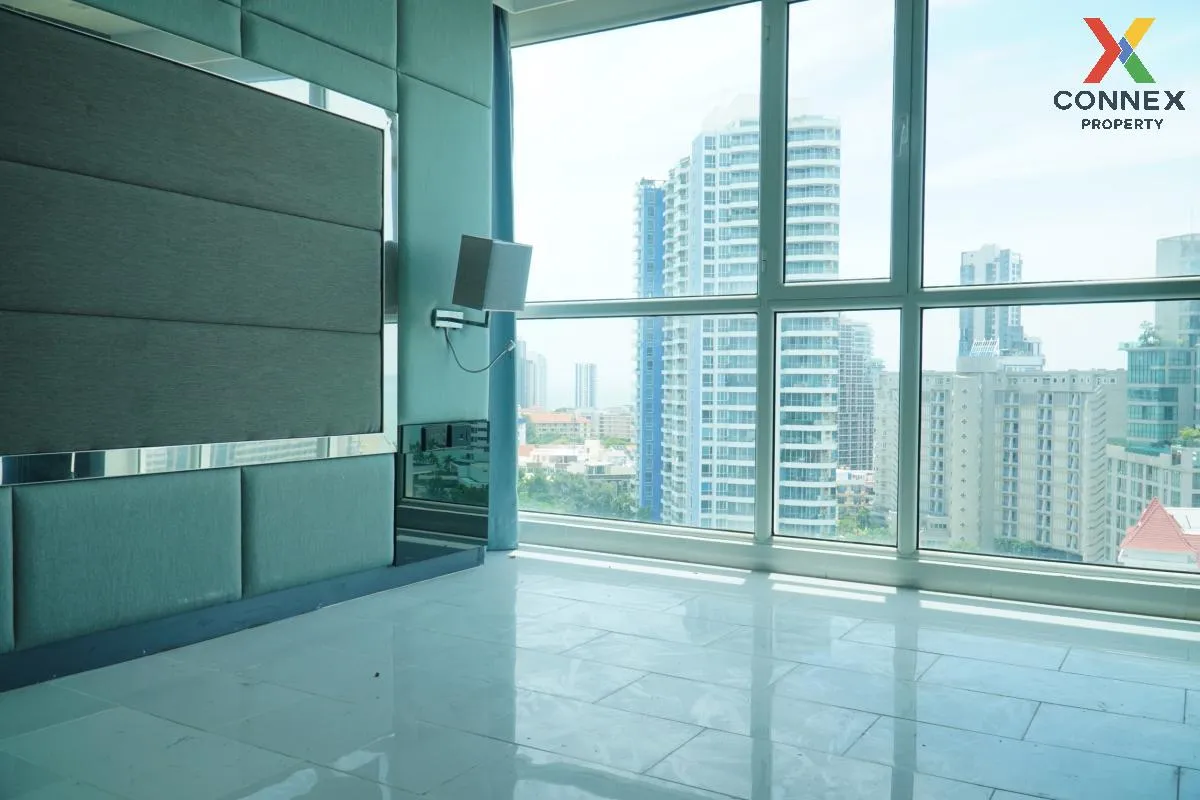 For Sale Condo , Amari Residences Pattaya ( sky residence ) , nice view , high floor , corner unit , Mueang Phata , Bang Lamung , Chon Buri , CX-106025