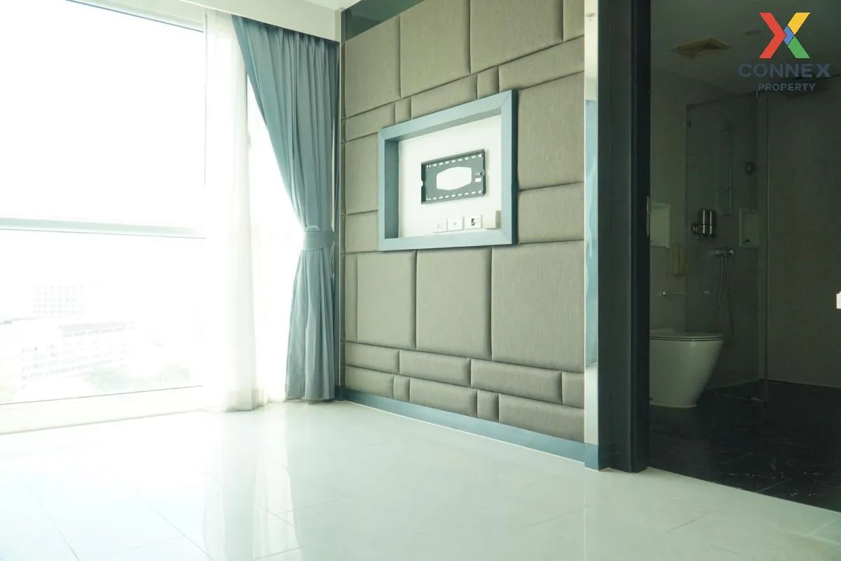 For Sale Condo , Amari Residences Pattaya ( sky residence ) , nice view , high floor , corner unit , Mueang Phata , Bang Lamung , Chon Buri , CX-106031 4