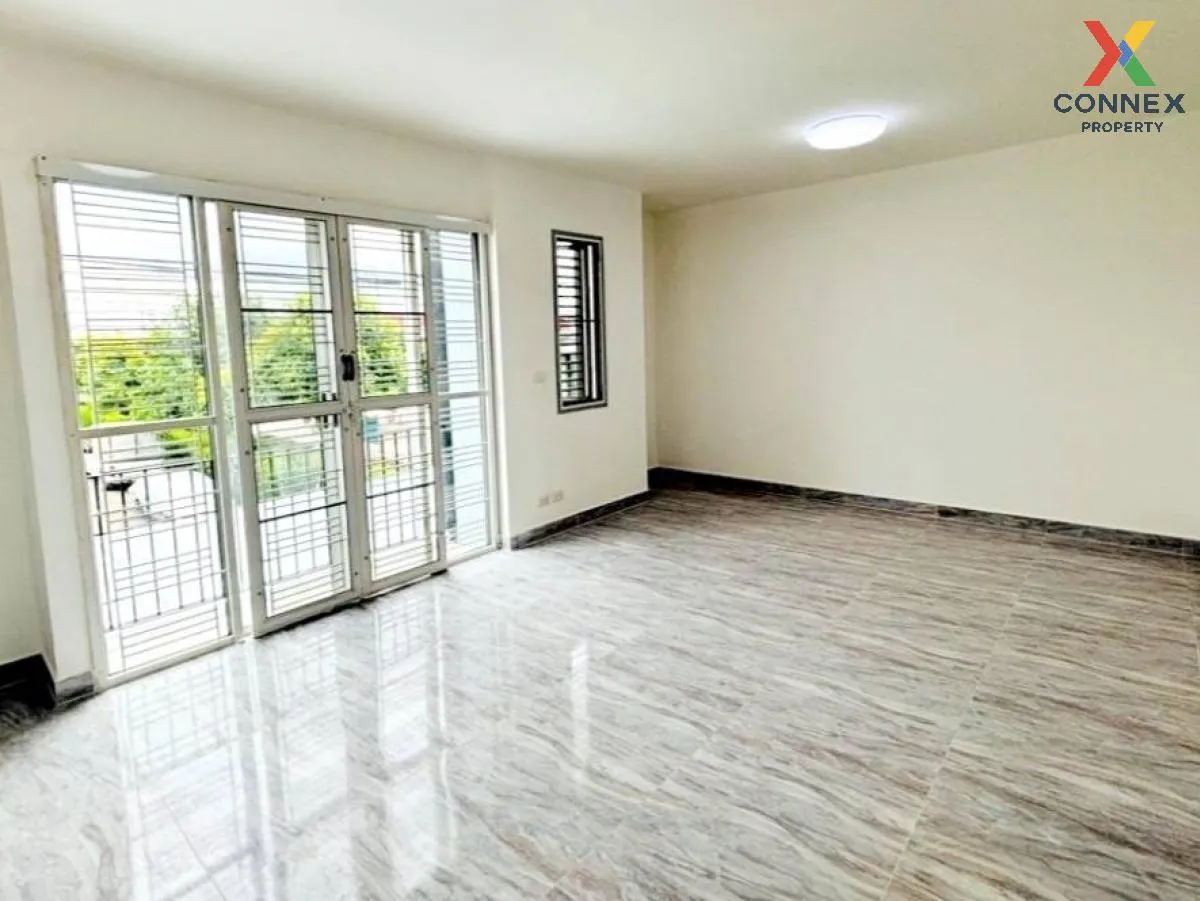 For Sale Townhouse/Townhome  , PRUKSA LITE LOX DONMUANG , newly renovated , Si Kan , Don Mueang , Bangkok , CX-106115