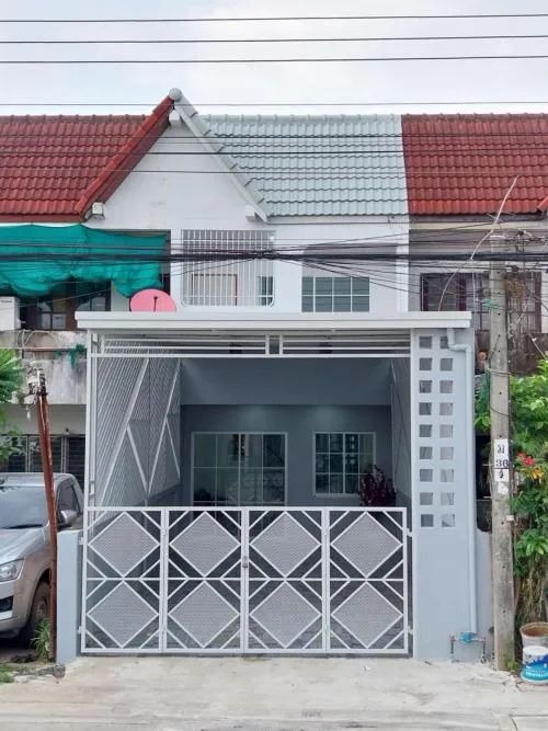 For Sale Townhouse/Townhome  ,  Sinanan , newly renovated , Khok Faet , Nong Chok , Bangkok , CX-106117