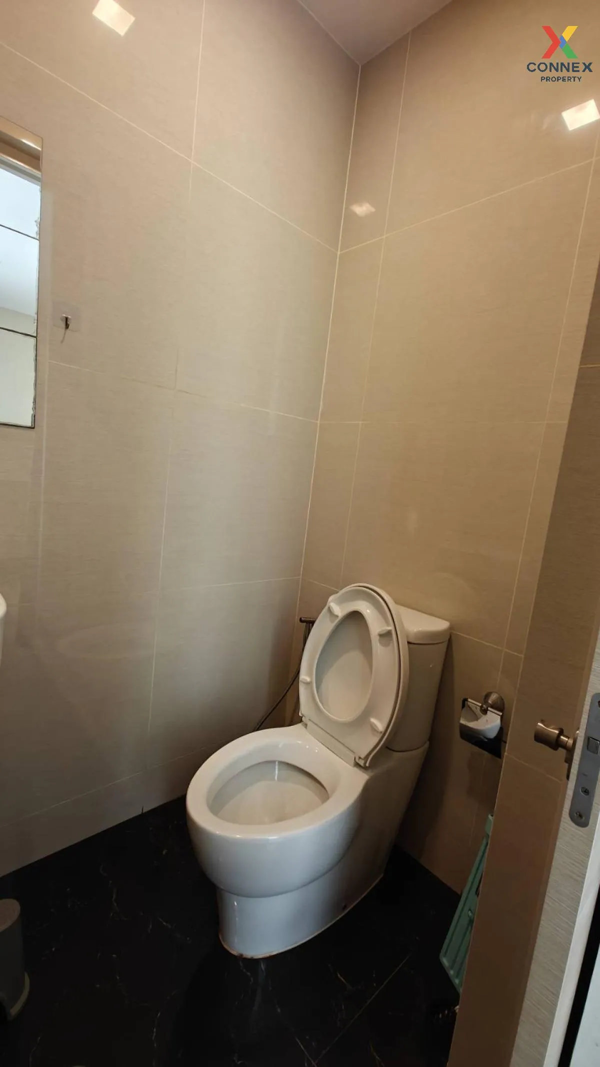 For Sale Condo , Park Origin Phrom Phong , nice view , high floor , wide frontage , newly renovated , BTS-Phrom Phong , Khlong Tan , Khlong Toei , Bangkok , CX-106130