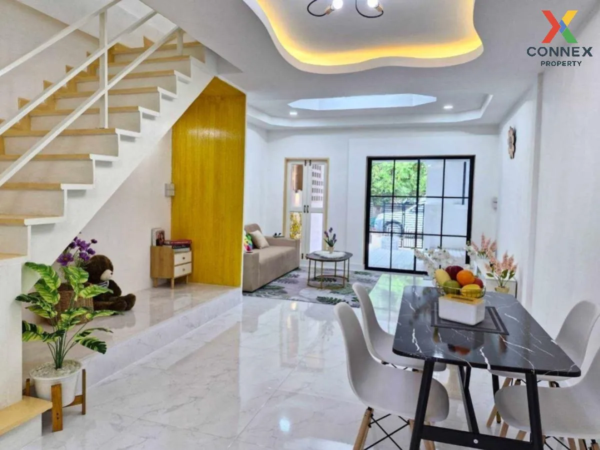 For Sale Townhouse/Townhome  , Katreeya Hathairat 37 , newly renovated , Sam Wa Tawan Tok , Khlong Sam Wa , Bangkok , CX-106148