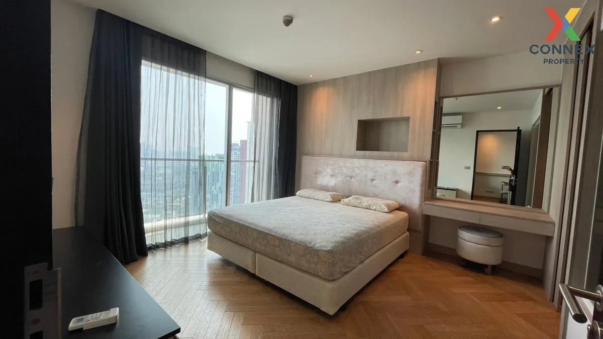 For Rent Condo , Sky Walk Residences , nice view , high floor , BTS-Phra Khanong , Phra Khanong Nuea , Watthana , Bangkok , CX-106327 4