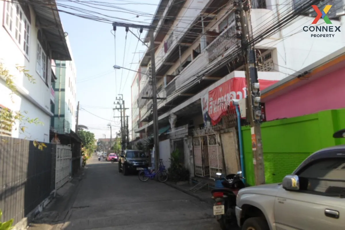 For Sale Commercial building 3.5 floors (2 units) Soi Ekachai 24 , Bang Khun Thian , Chom Thong , Bangkok , CX-106352