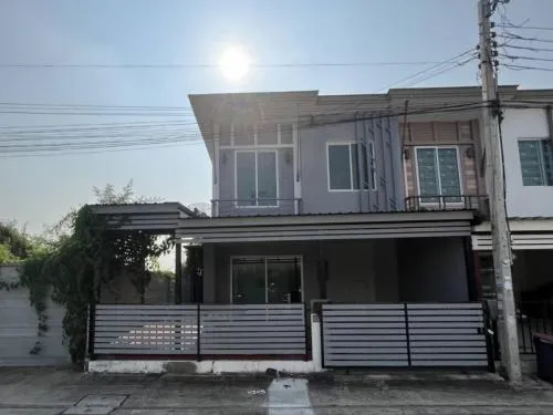ขายทาวน์เฮ้าส์/ทาวน์โฮม  บ้านพฤกษา ไพร์ม วัชรพล-สายไหม 56 BTS-พิพิธภัณฑ์กองทัพอากาศ สายไหม เขต สายไหม กรุงเทพ CX-106412