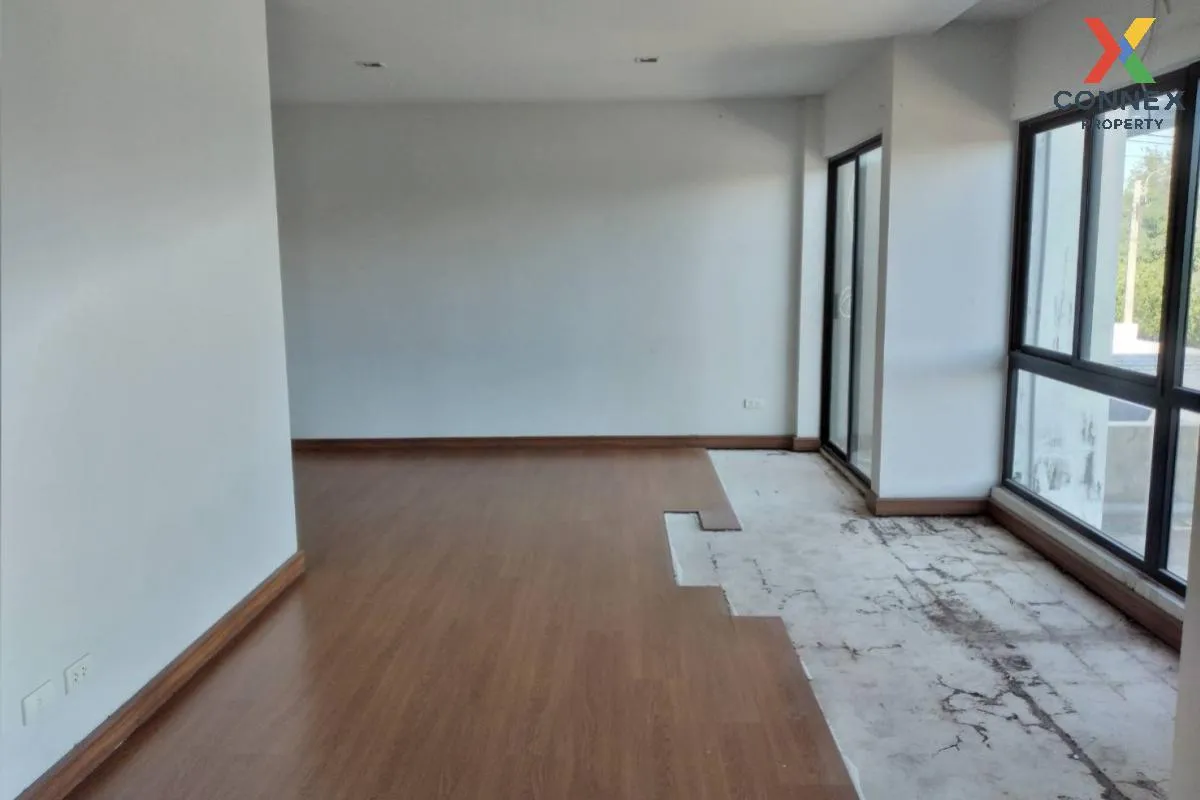 For Sale Townhouse/Townhome  , Grand I-Design Vibhavadi , Sanambin , Don Mueang , Bangkok , CX-106432