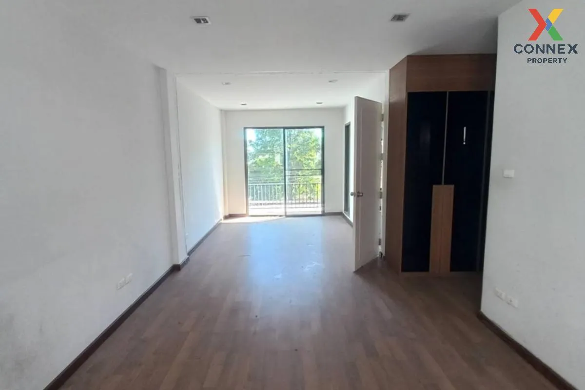 For Sale Townhouse/Townhome  , ECO SPACE KASET-NAWAMIN , Khlong Kum , Bung Kum , Bangkok , CX-106458