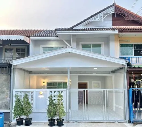 For Sale Townhouse/Townhome  , Baan Pruksa 3 Soi Watlatpladuk , Bang Khu Rat , Bang Bua Thong , Nonthaburi , CX-106518