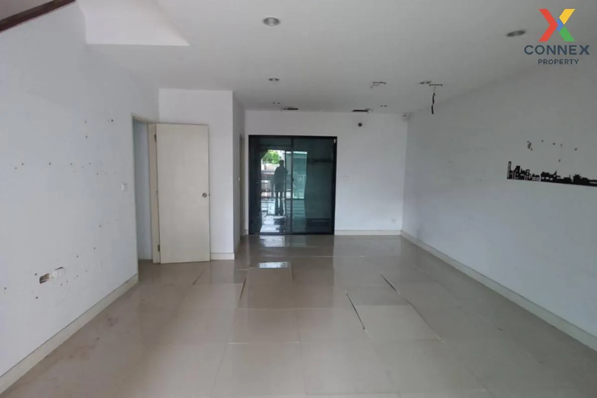 For Sale Townhouse/Townhome  , IFIELD BANGNA , Dok Mai , Prawet , Bangkok , CX-106552 2