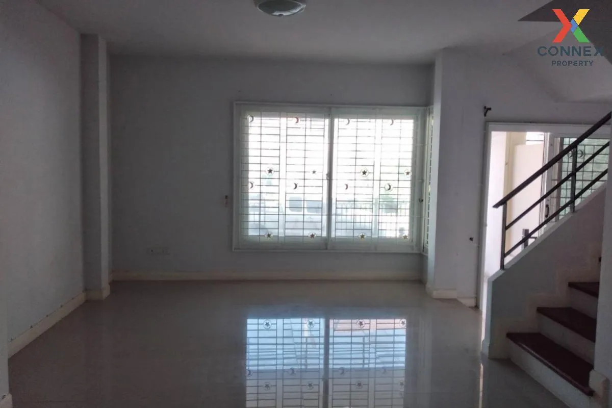 For Sale Townhouse/Townhome  , Buntharik New Style Rangsit-Khlong 4 , Lat Sawai , Lam Luk Ka , Pathum Thani , CX-106582