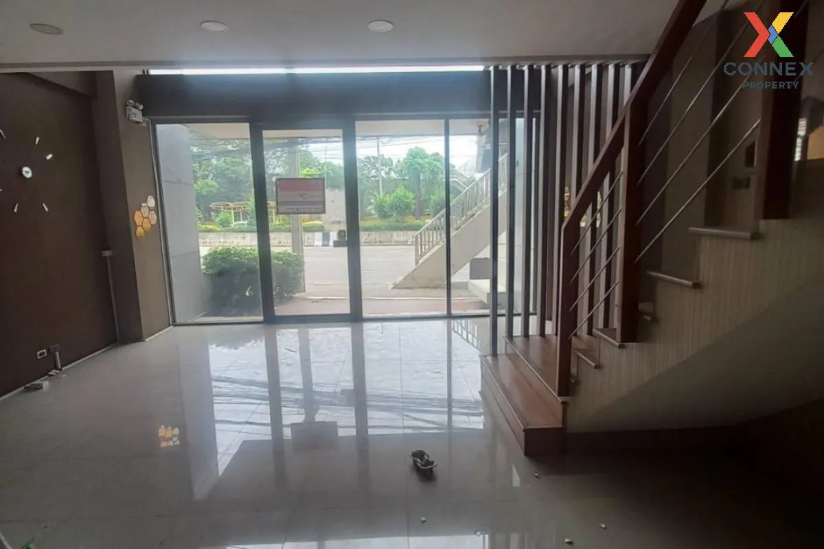 For Sale Townhouse/Townhome  , Mesto Kaset-Navamin , Khlong Kum , Bung Kum , Bangkok , CX-106627 2