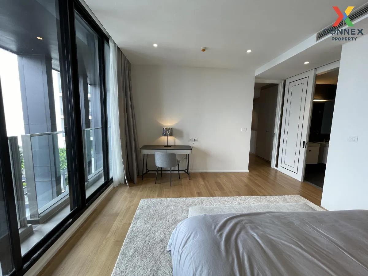 For Sale Condo , Noble Ploenchit , Duplex , Penthouse , nice view , high floor , wide frontage , newly renovated , BTS-Phloen Chit , Lumpini , Pathum Wan , Bangkok , CX-106736