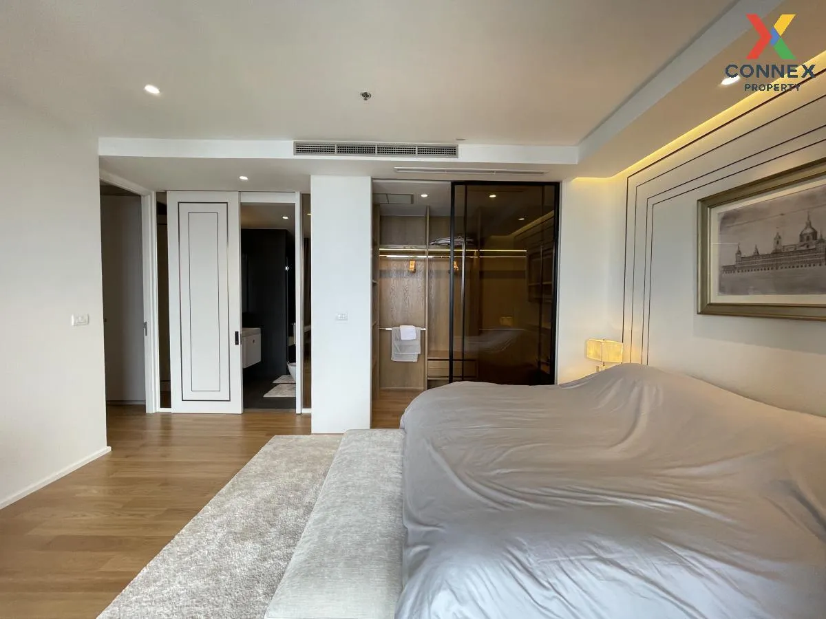 For Sale Condo , Noble Ploenchit , Duplex , Penthouse , nice view , high floor , wide frontage , newly renovated , BTS-Phloen Chit , Lumpini , Pathum Wan , Bangkok , CX-106736