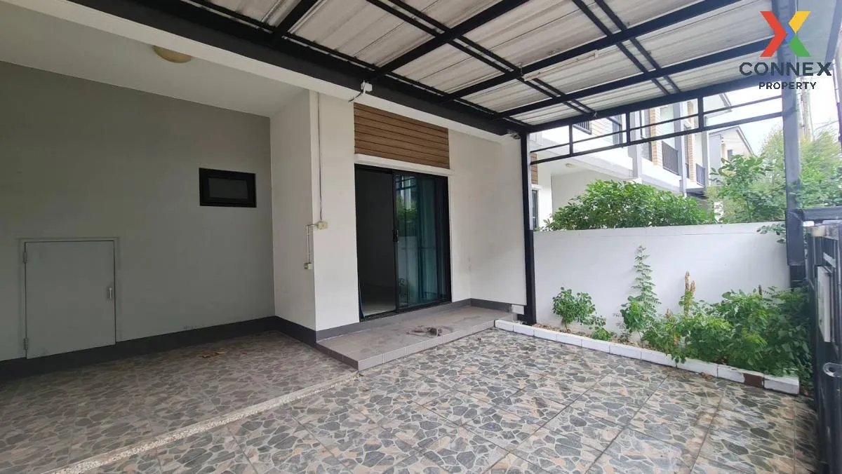 For Sale Townhouse/Townhome  , Unio Town Lamlukka-Klong 4 , Lat Sawai , Lam Luk Ka , Pathum Thani , CX-106921 4