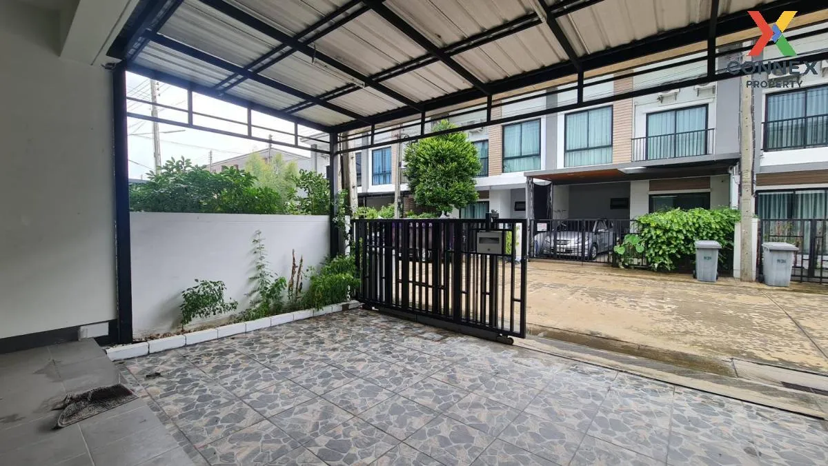 For Sale Townhouse/Townhome  , Unio Town Lamlukka-Klong 4 , Lat Sawai , Lam Luk Ka , Pathum Thani , CX-106921