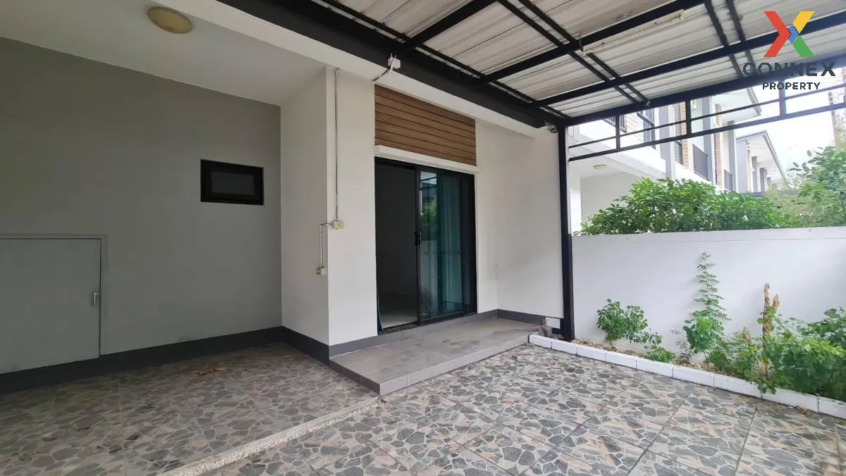 For Sale Townhouse/Townhome  , Unio Town Lamlukka-Klong 4 , Lat Sawai , Lam Luk Ka , Pathum Thani , CX-106921