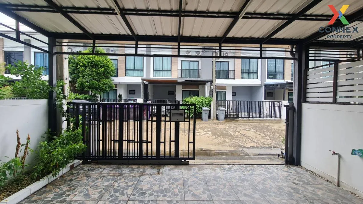 For Sale Townhouse/Townhome  , Unio Town Lamlukka-Klong 4 , Lat Sawai , Lam Luk Ka , Pathum Thani , CX-106921