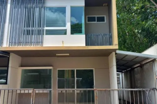 For Sale Townhouse/Townhome  , indy Srinakarin , Thai Ban Mai , Mueang Samut Prakan , Samut Prakarn , CX-107017