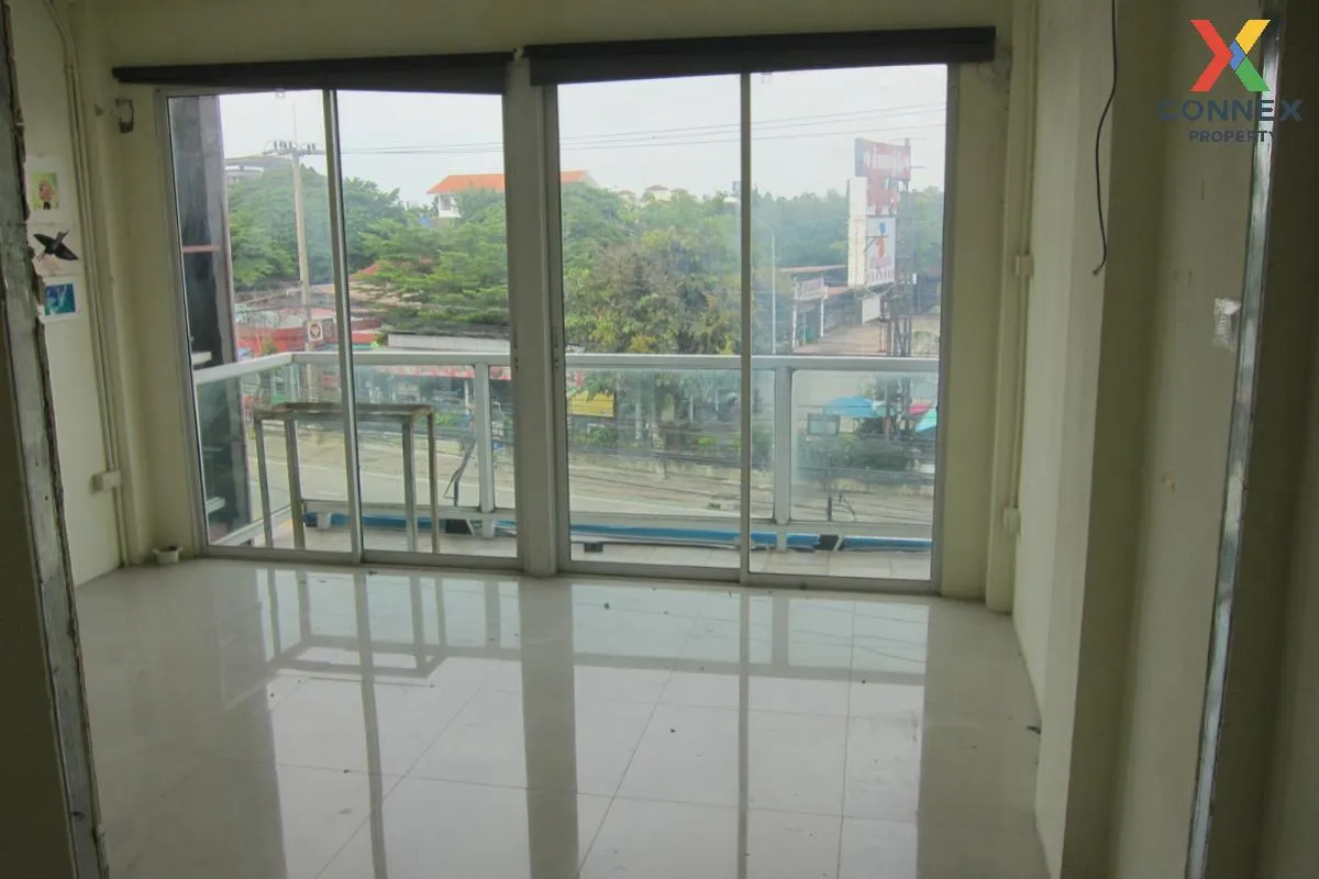 For Sale Commercial building, 3.5 floors, next to Chaloem Phrakiat Road, Pattaya Sai 3. , Nong Prue , Bang Lamung , Chon Buri , CX-107122 4