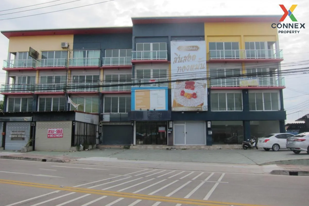 For Sale Commercial building, 3.5 floors, next to Chaloem Phrakiat Road, Pattaya Sai 3. , Nong Prue , Bang Lamung , Chon Buri , CX-107122