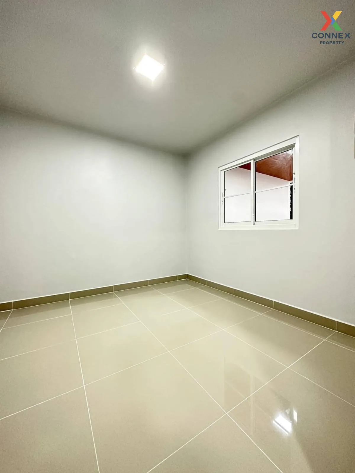 For Sale Townhouse/Townhome  , Baan Pruksa 3 Soi Watlatpladuk , wide frontage , newly renovated , Bang Khu Rat , Bang Bua Thong , Nonthaburi , CX-107157