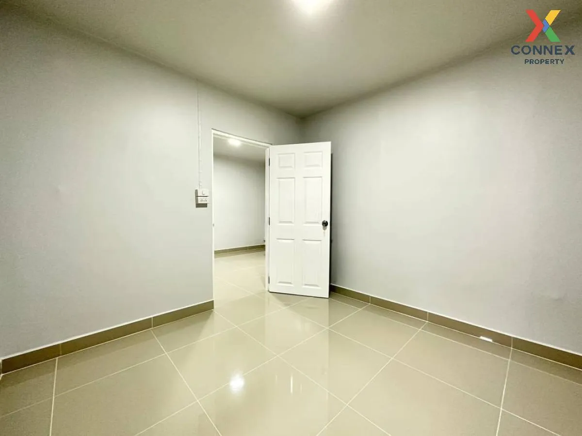 For Sale Townhouse/Townhome  , Baan Pruksa 3 Soi Watlatpladuk , wide frontage , newly renovated , Bang Khu Rat , Bang Bua Thong , Nonthaburi , CX-107157