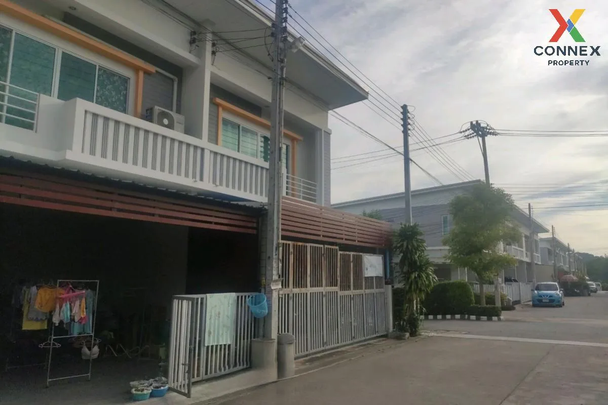 For Sale Townhouse/Townhome  , Fahburin Village , Bo Win , Si Racha , Chon Buri , CX-107196 2