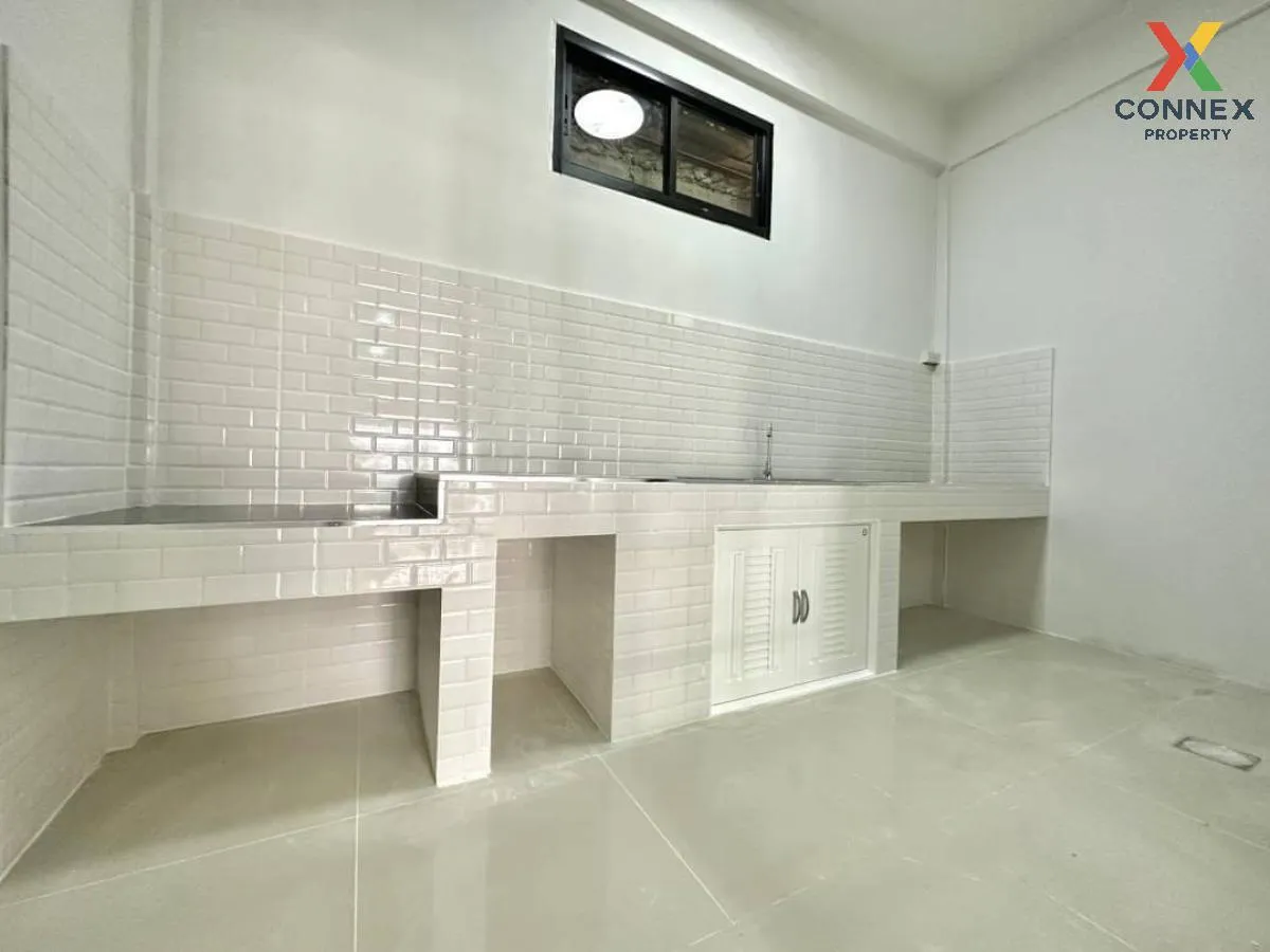 For Sale Townhouse/Townhome  , Duangkaew Village , Ban Mai , Pak Kret , Nonthaburi , CX-107379