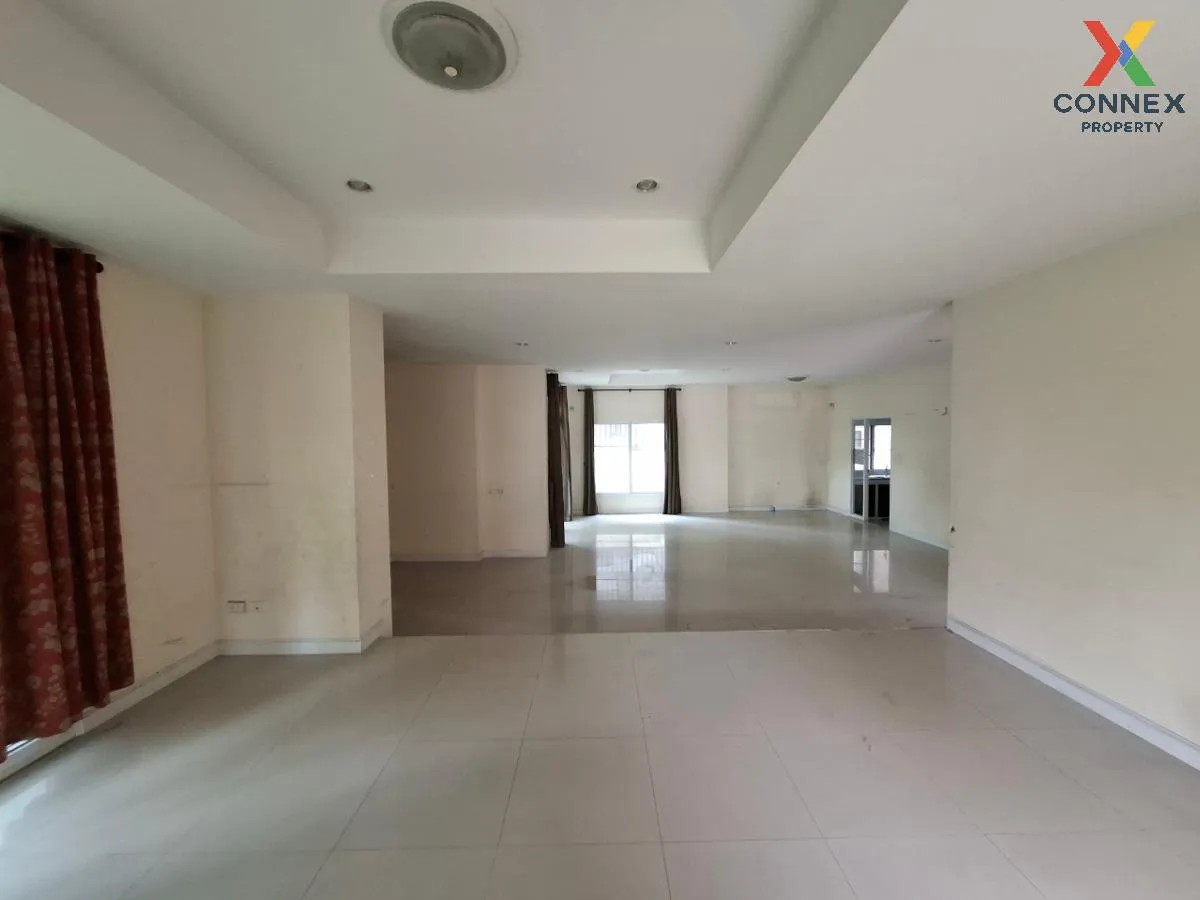 For Sale House , The Boulevard Sriracha , Surasak , Si Racha , Chon Buri , CX-107428